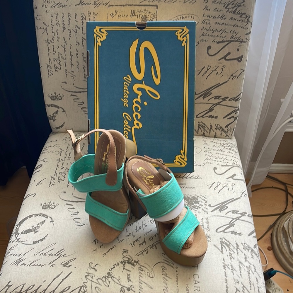Brand New Size 8 Sbicca Vintage  Collection